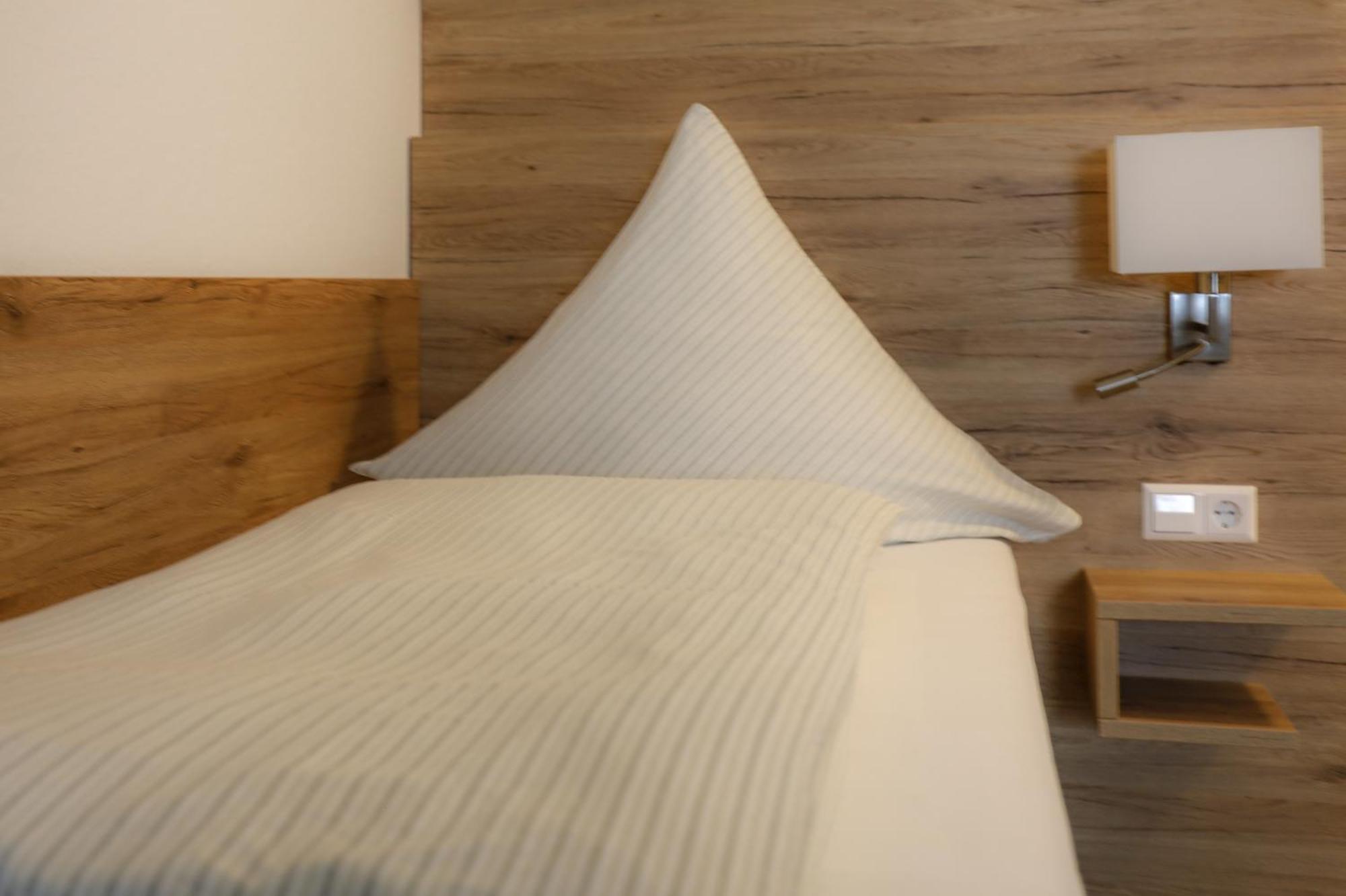 Nattheim Hotel Adler מראה חיצוני תמונה